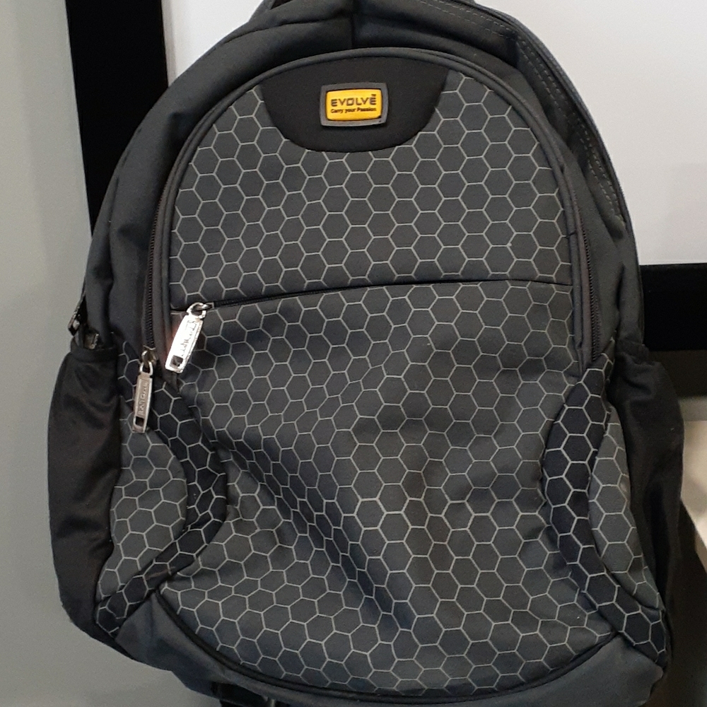 Evolve grey/black large backpack
